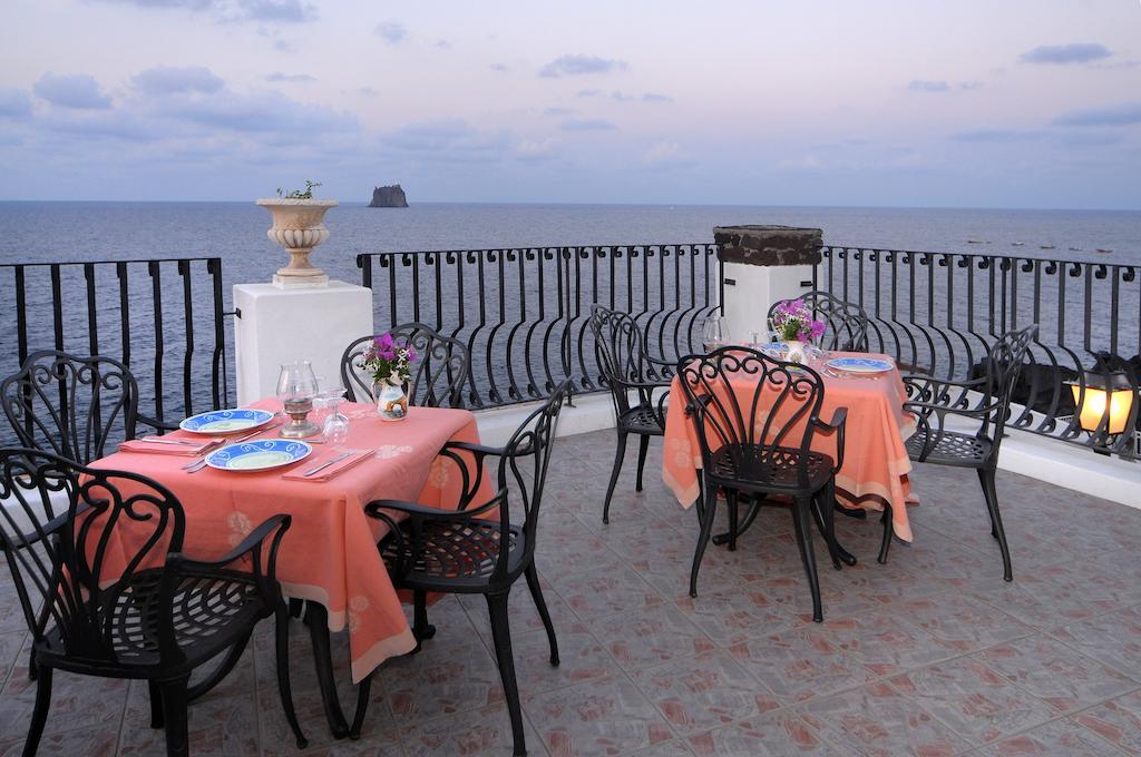 Hotel Villaggio Stromboli - Isola Di Stromboli Exterior photo