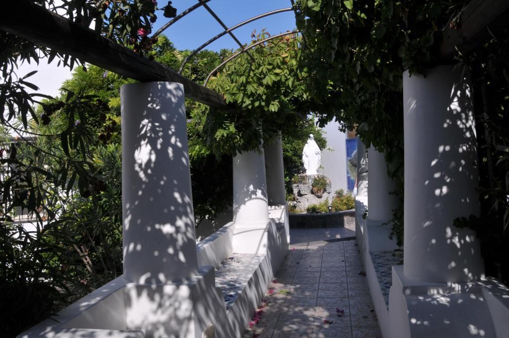 Hotel Villaggio Stromboli - Isola Di Stromboli Exterior photo