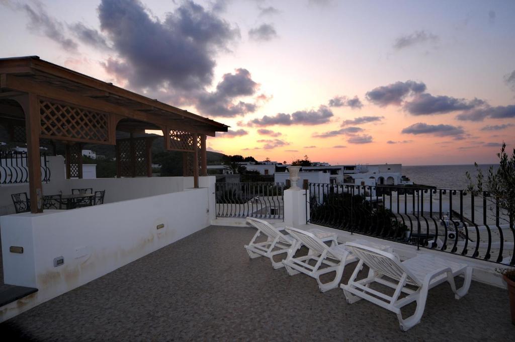 Hotel Villaggio Stromboli - Isola Di Stromboli Exterior photo