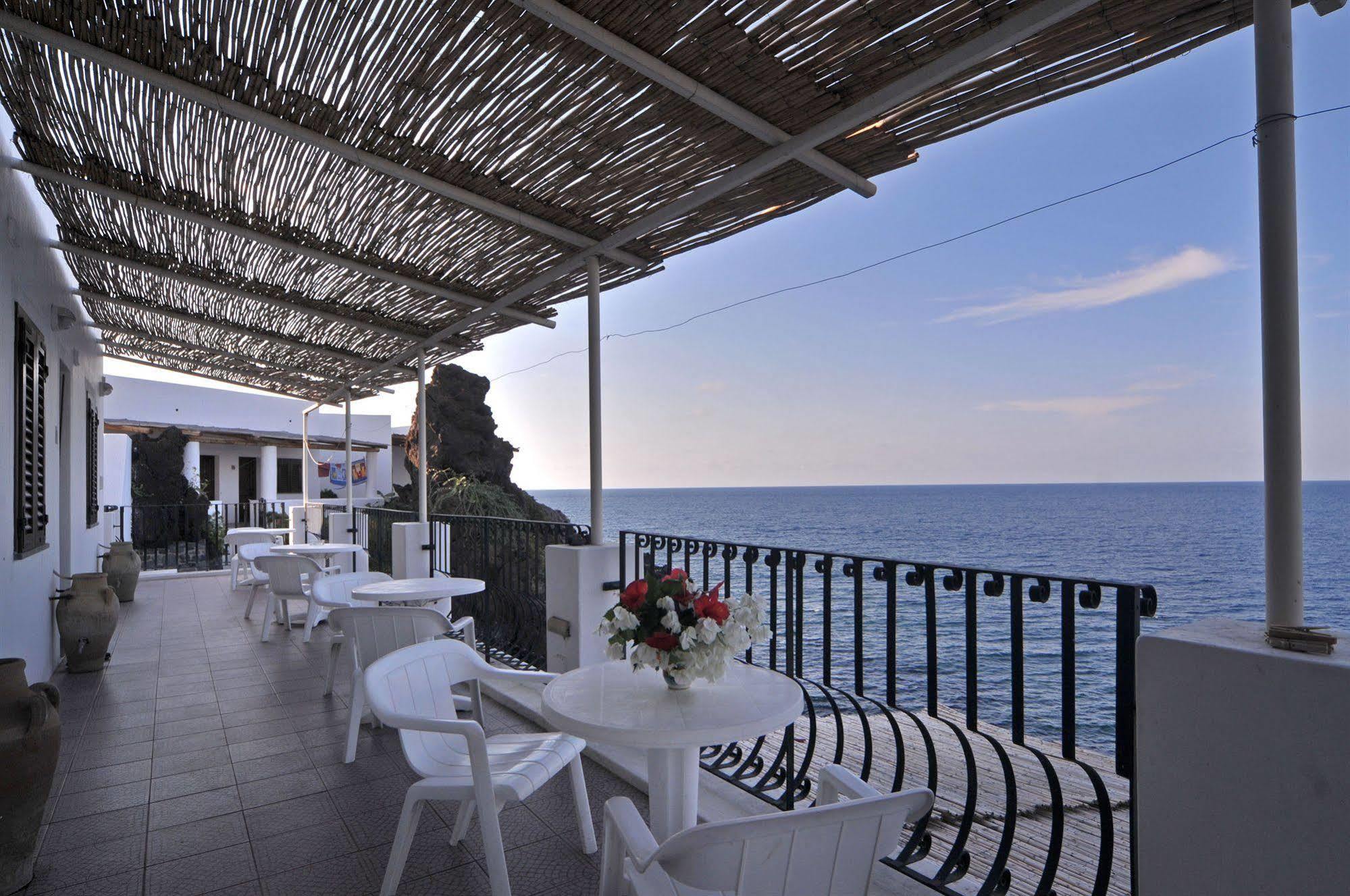 Hotel Villaggio Stromboli - Isola Di Stromboli Exterior photo